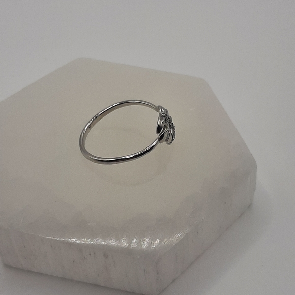 R1028 Large Leaf Ring Plated - Fragrant Jewels - Picture 6 of 7